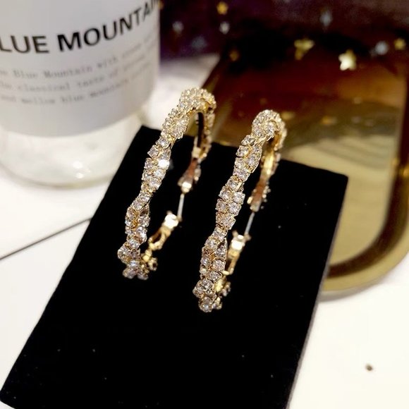 Jewelry - new design fashion jewelry metal round winding crystal hoop earrings
